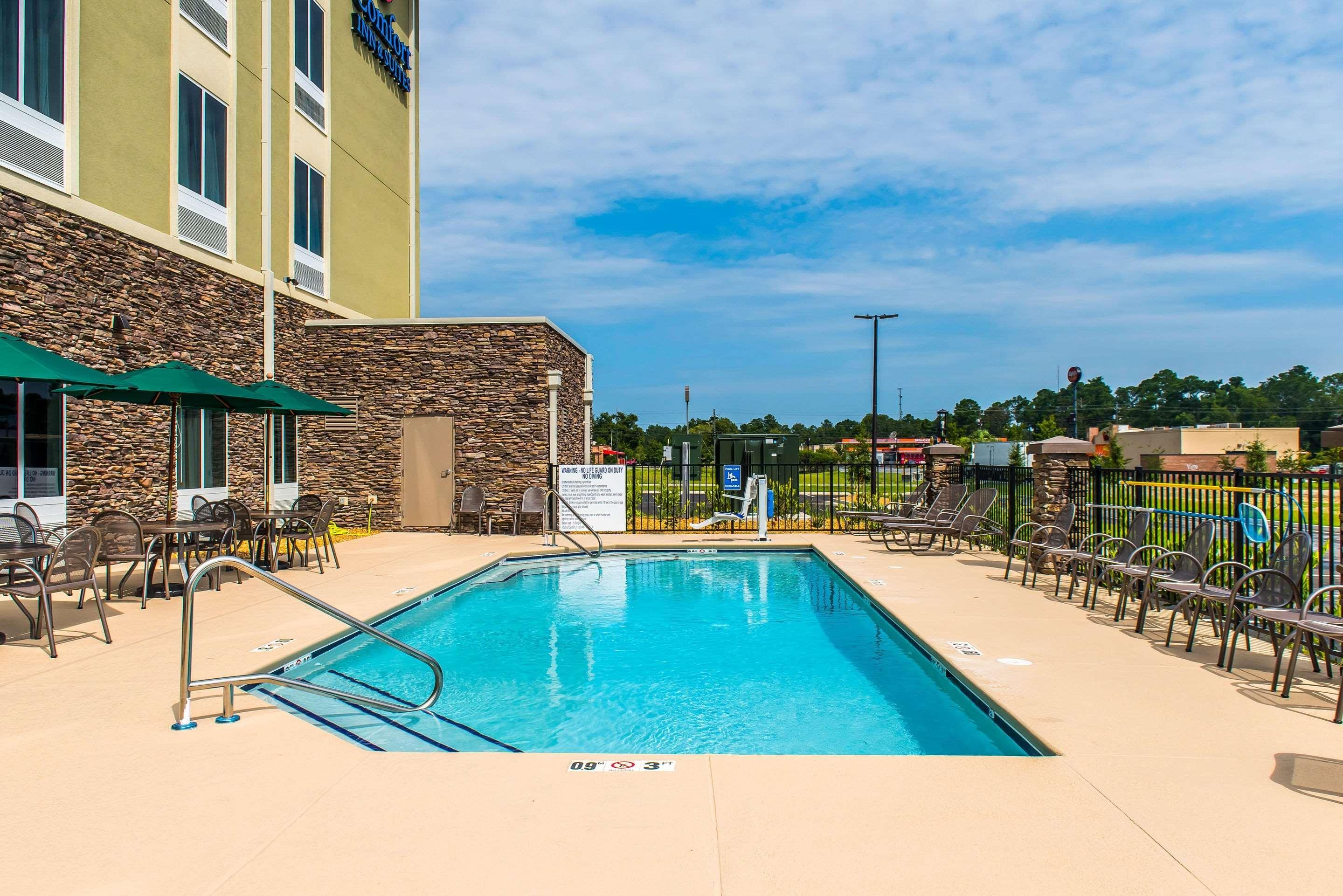 Comfort Inn & Suites Valdosta Exterior foto